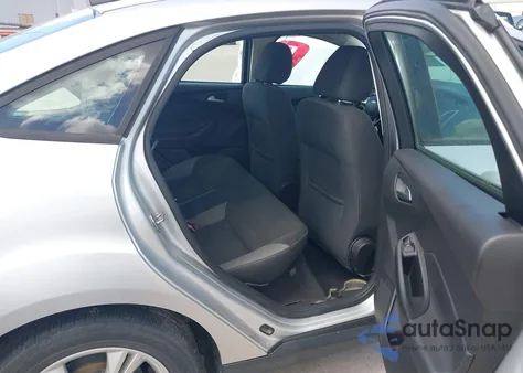 2014 Ford Focus Se z USA, uszkodzony, nr VIN 1FADP3F29EL450099